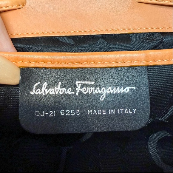 SALVATORE FERRAGAMO Backpack Gancini Leather Orange - Picture 14 of 14